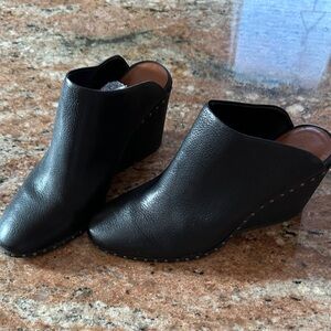Lucky Brand Black Leather Wedges
